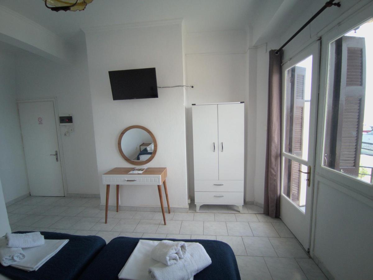 Omiros Rooms Chios Town Exterior photo